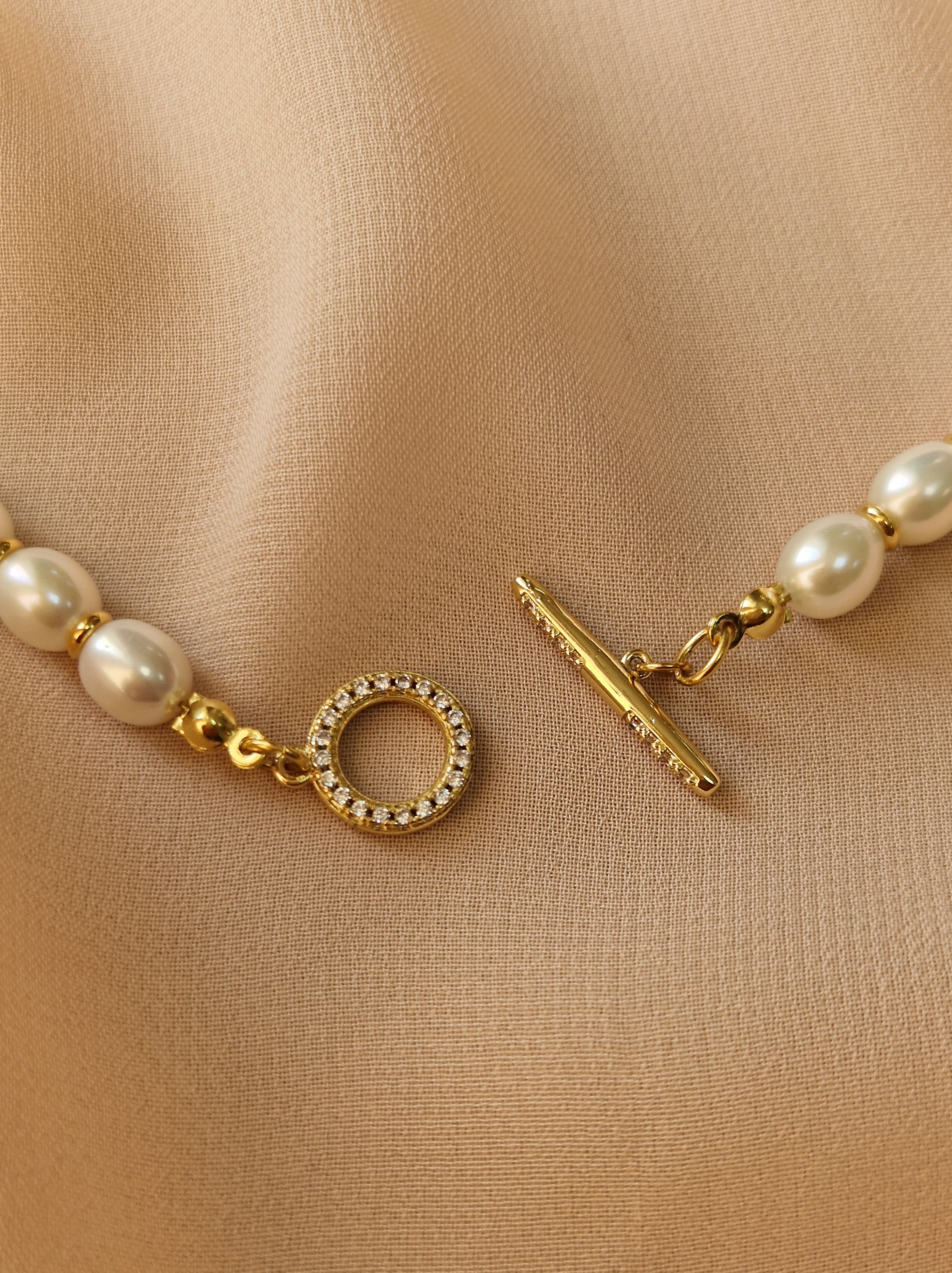 Freshwater pearl necklace with toggle clasp and cubic zirconia lock, elegant handmade bridal choker gift for her